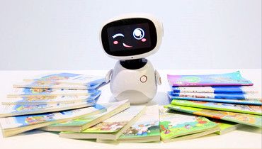 AI+教育丨城市漫步小漫在家教育機器人同步課堂功能